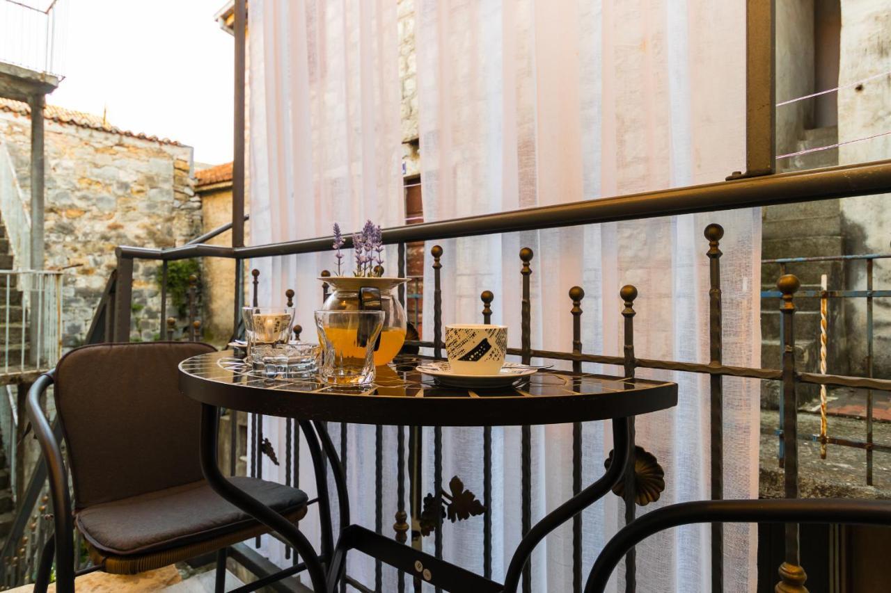 Apartment Vitturina คาชเตลา ภายนอก รูปภาพ
