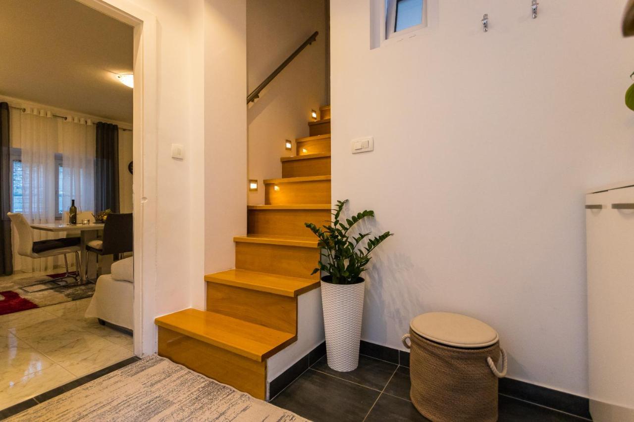 Apartment Vitturina คาชเตลา ภายนอก รูปภาพ