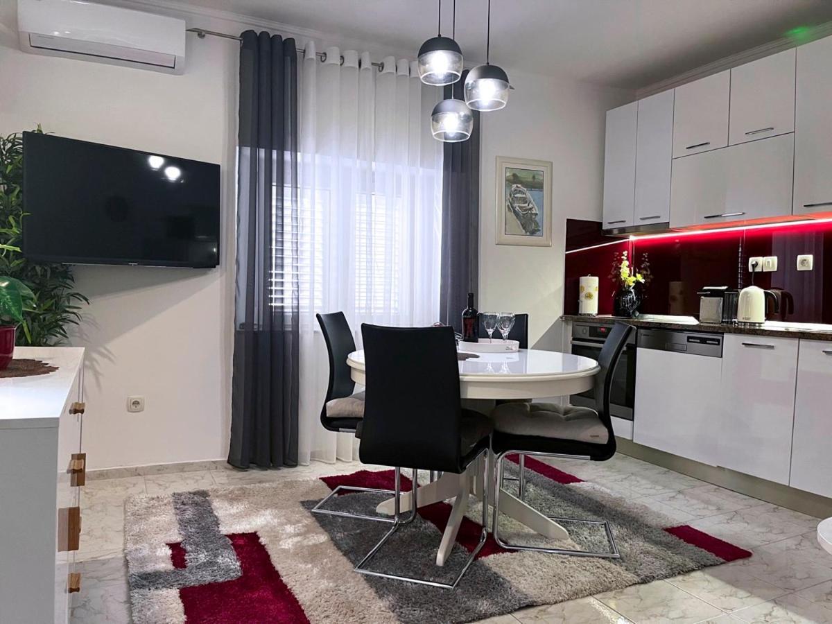 Apartment Vitturina คาชเตลา ภายนอก รูปภาพ
