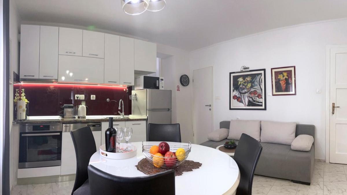Apartment Vitturina คาชเตลา ภายนอก รูปภาพ