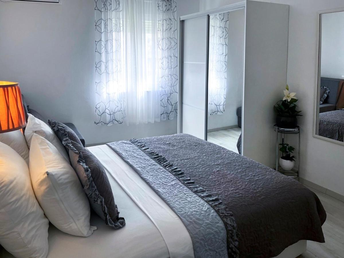 Apartment Vitturina คาชเตลา ภายนอก รูปภาพ